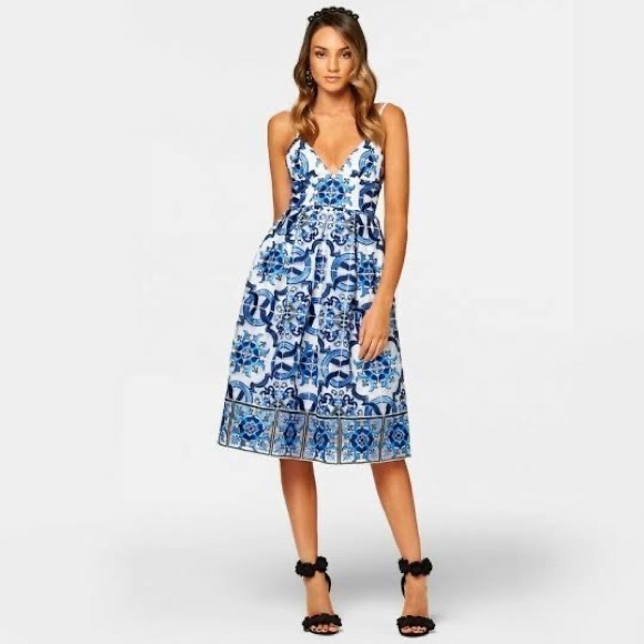 KOOKAI Donatella White Blue Embroidered Cocktail Midi Dress - Picture 6 of 15